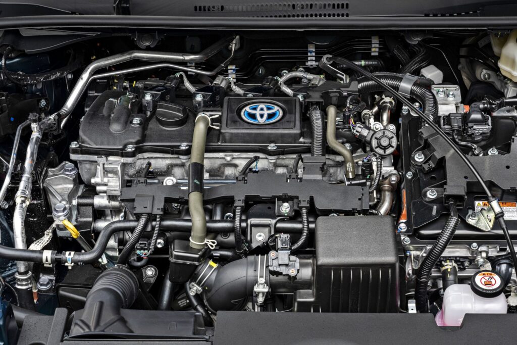 Toyota Corolla Sedan - silnik