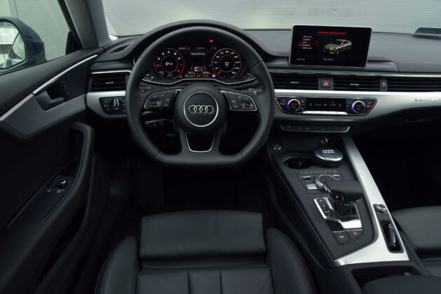 Audi A5 II - deska rozdzielcza