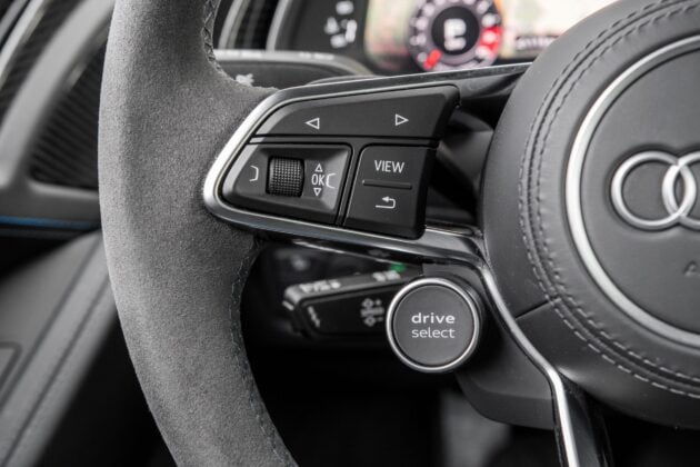 Audi R8 V10 RWD - przycisk trybów jazdy