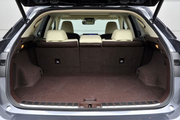 Lexus RX IV - bagażnik