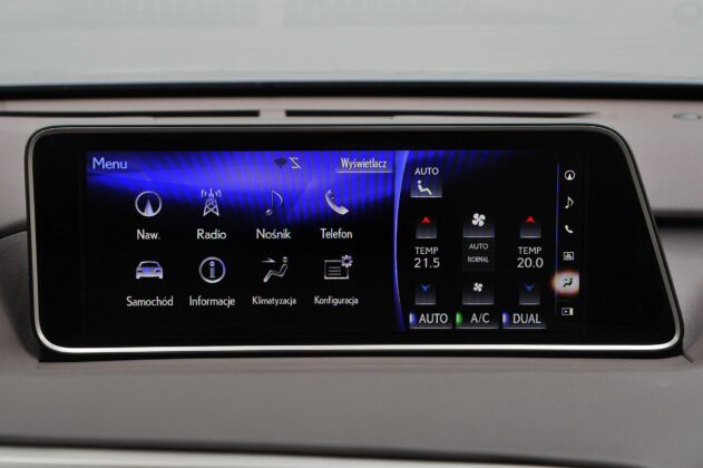 Lexus RX IV - ekran