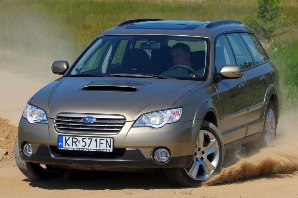 Subaru Outback III - przód