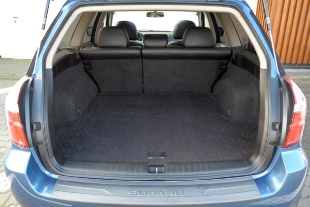 Subaru Outback III - bagażnik