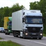 Zakazy jazdy dla ciężarówek po Polsce w 2023 r. Kiedy tiry nie mogą wyjeżdżać na drogi?