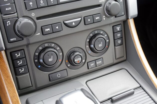 Range Rover Sport I - panel klimatyzacji