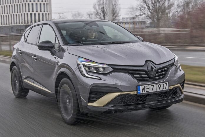 Renault Captur - przód