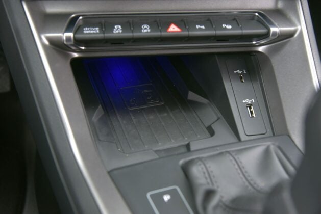 Audi Q3 II - ładowarka
