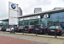 Salon samochodowy BMW