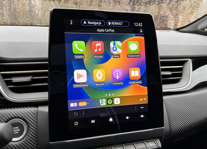 Koniec Android Auto i Apple CarPlay