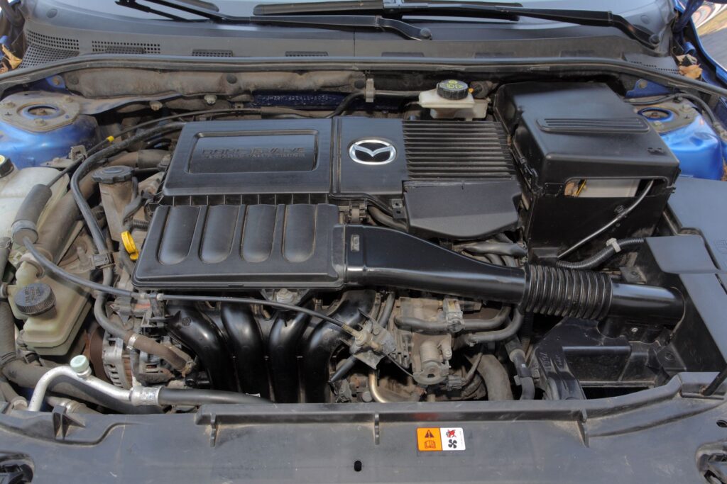Mazda 3 I - engine