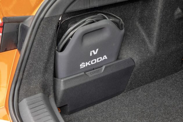 Skoda Enyaq Coupe 80 Maxx test 2023 schowek