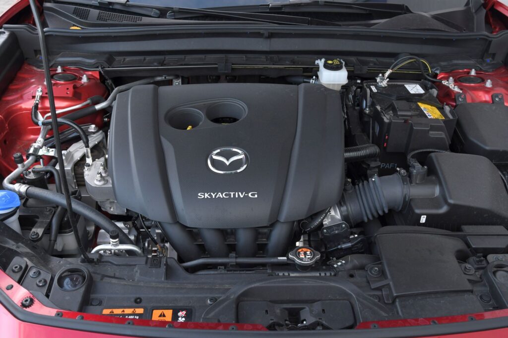 Mazda CX-30 - silnik
