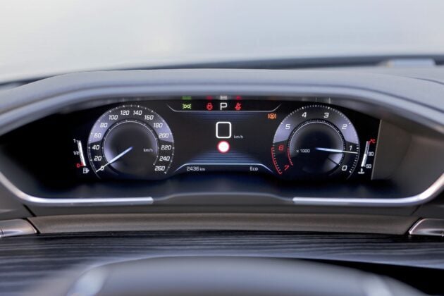Peugeot 508 II - wirtualne zegary