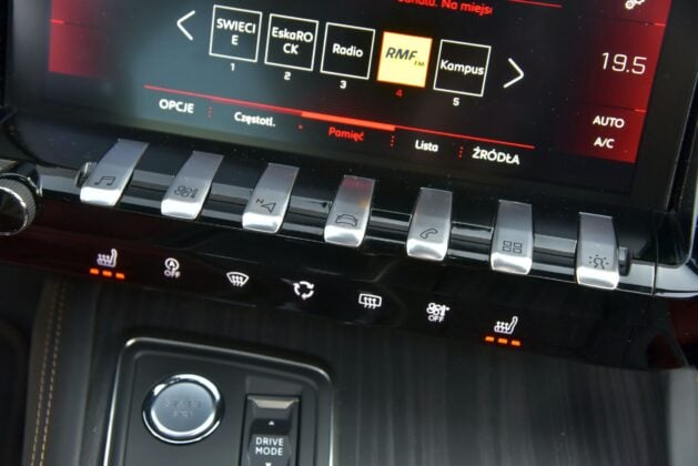 Peugeot 508 II - panel przycisków