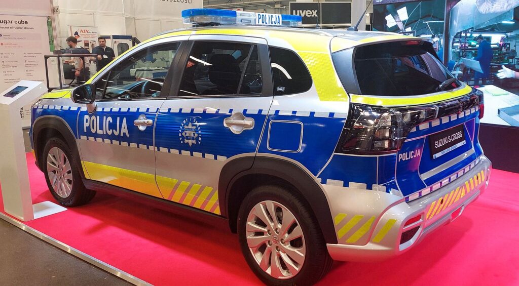 Suzuki S-Cross policja
