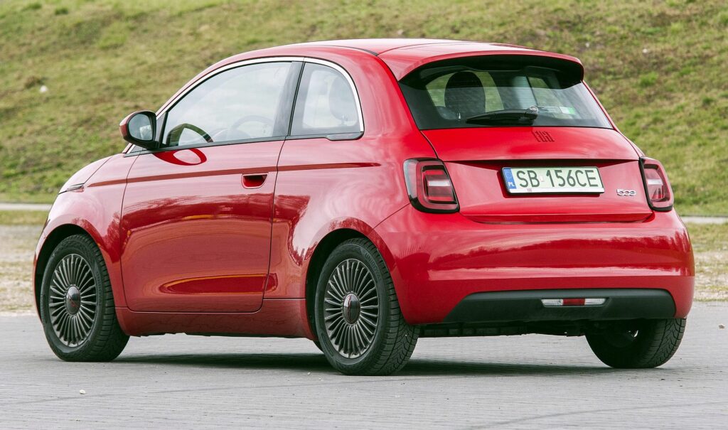 FIAT 500 III BEV RED 42kWh 118KM 1AT FWD SB156CE 03-2022