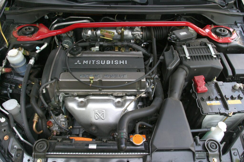 Mitsubishi Lancer VII - silnik