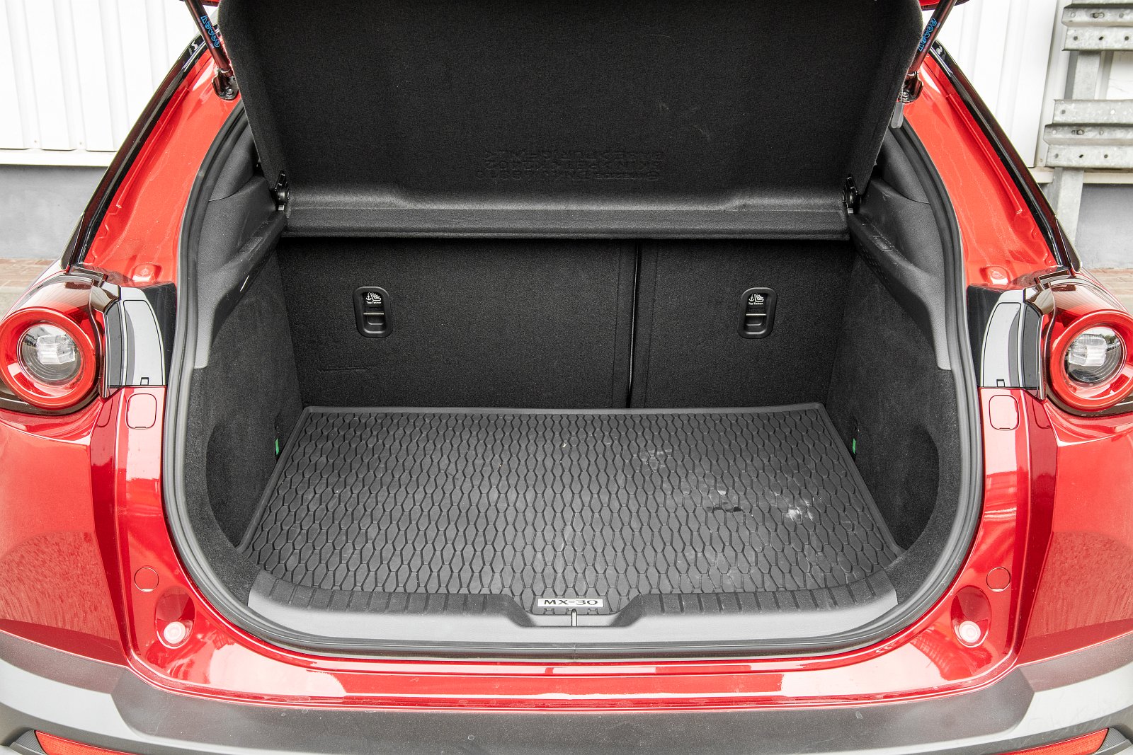 Mazda MX-30 (2023) - test - bagażnik