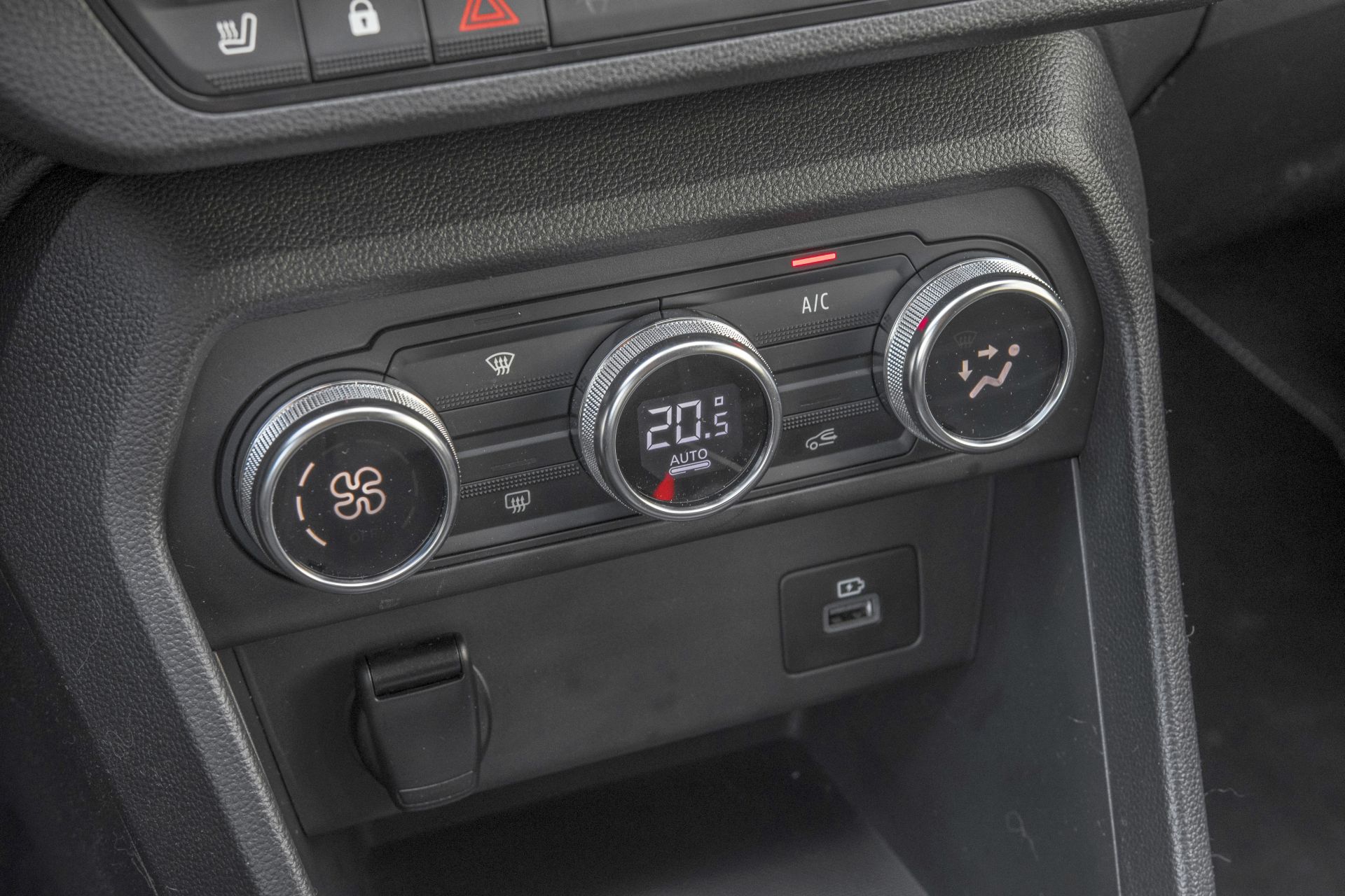 Dacia Jogger - panel klimatyzacji
