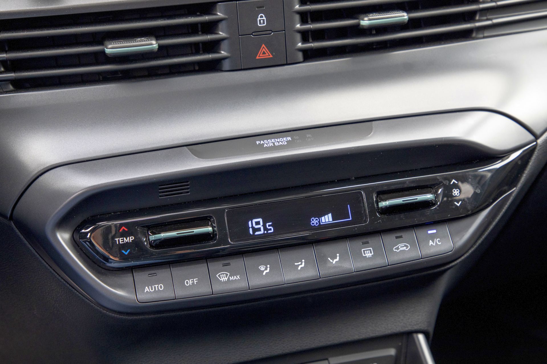 Hyundai Bayon - panel klimatyzacji