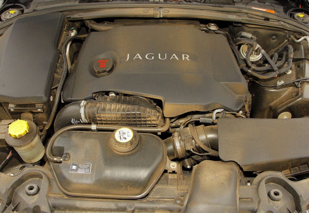 JAGUAR XF I S 3.0d V6 275KM 6AT RWD WI0719L 10-2009