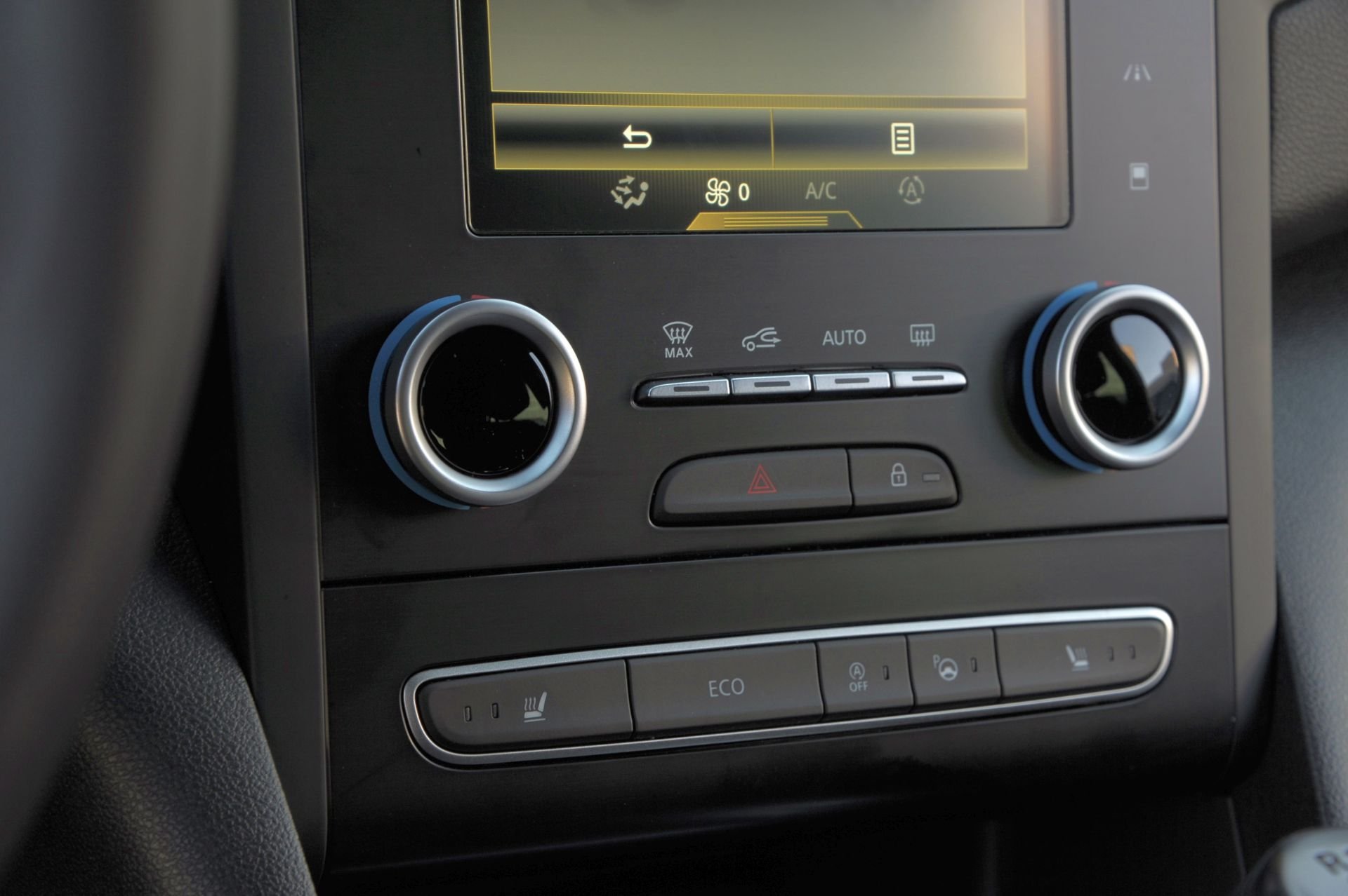 Renault Megane IV - panel klimatyzacji