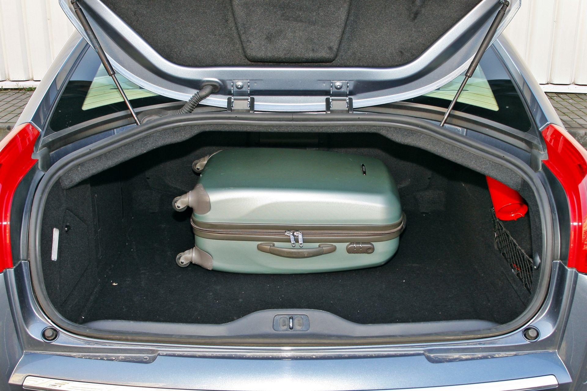 Citroen C6 - bagażnik