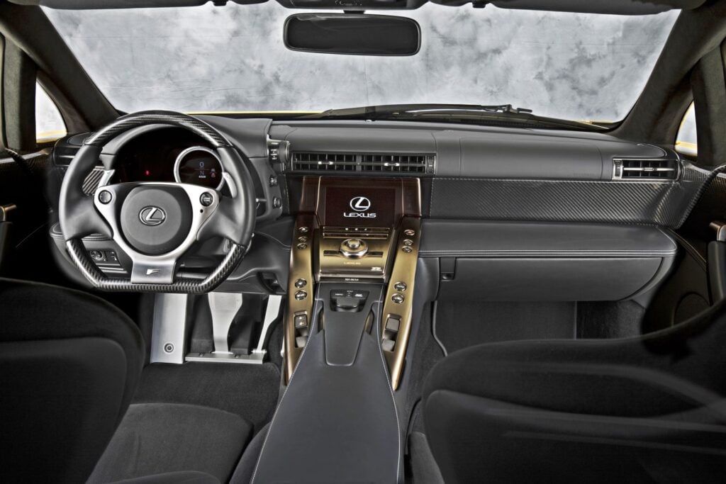 Lexus LFA - wnętrze