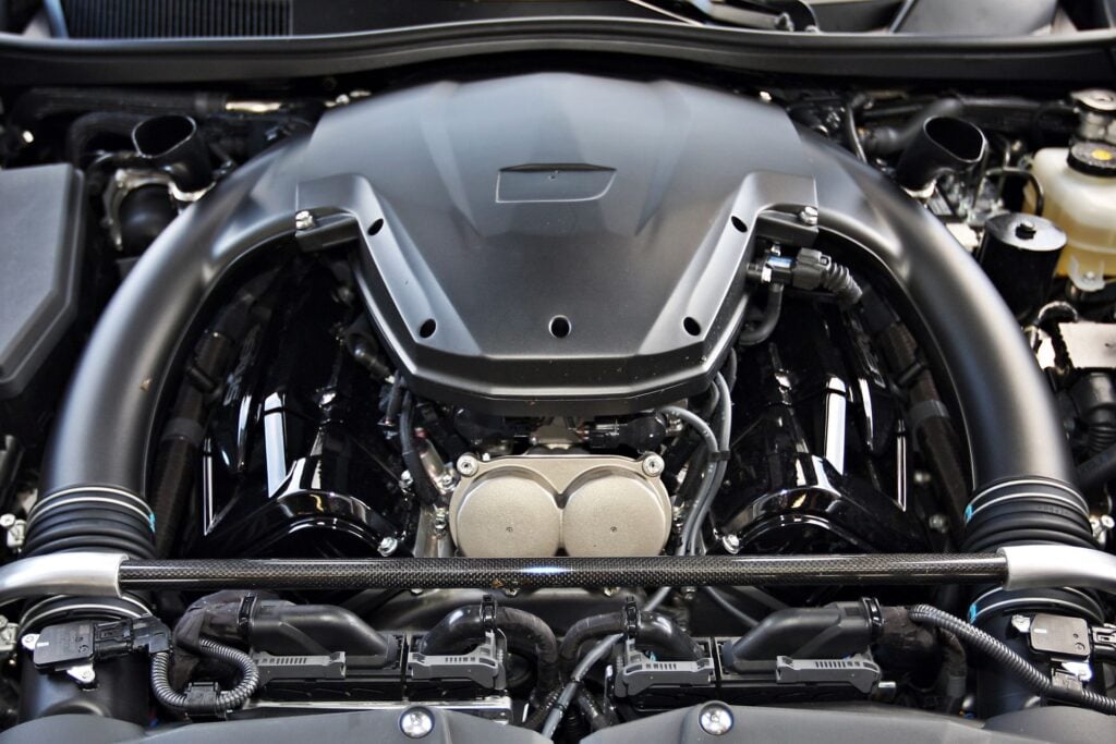 Lexus LFA - silnik