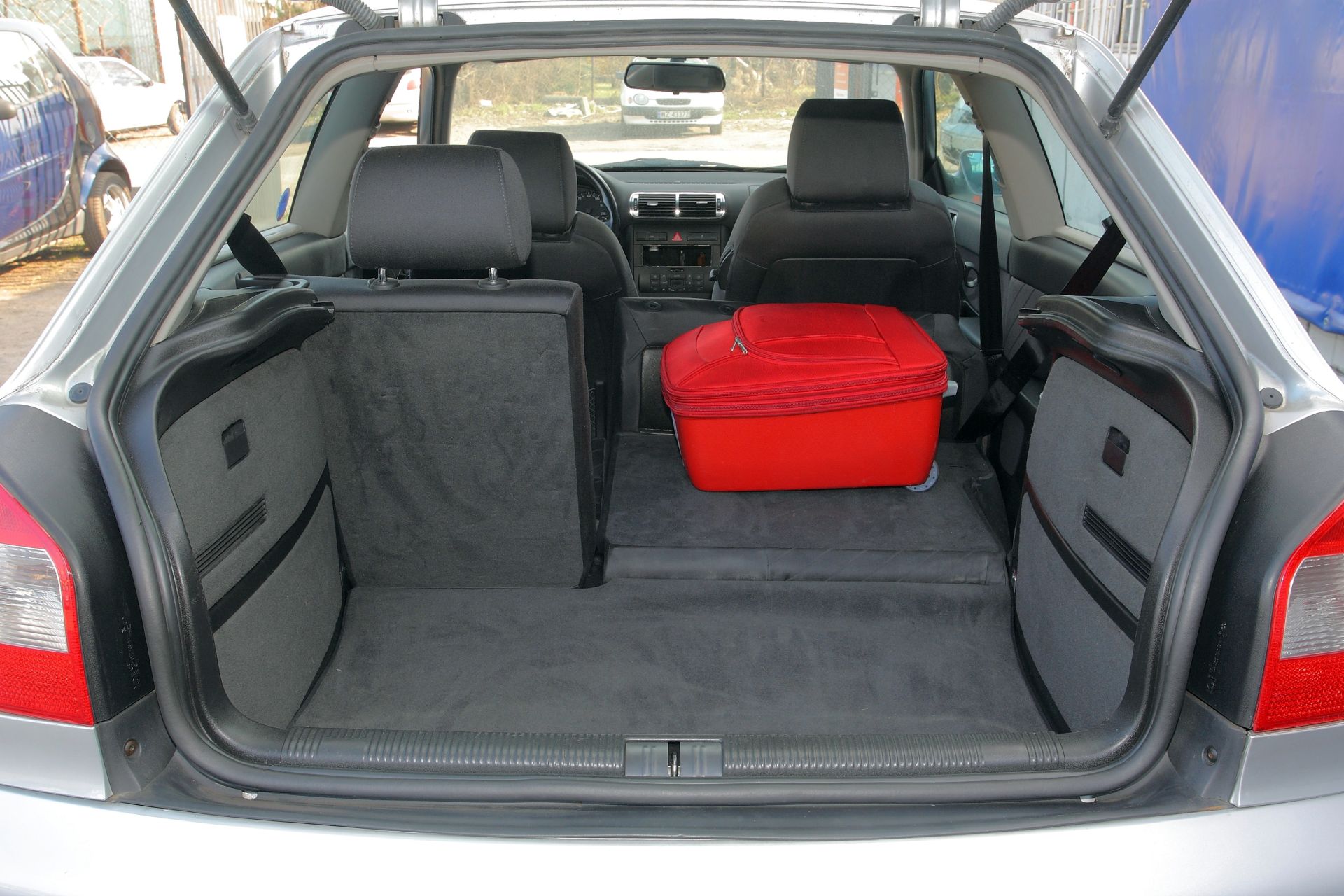 Audi A3 8L bagażnik