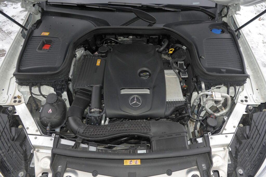 Mercedes GLC I silnik
