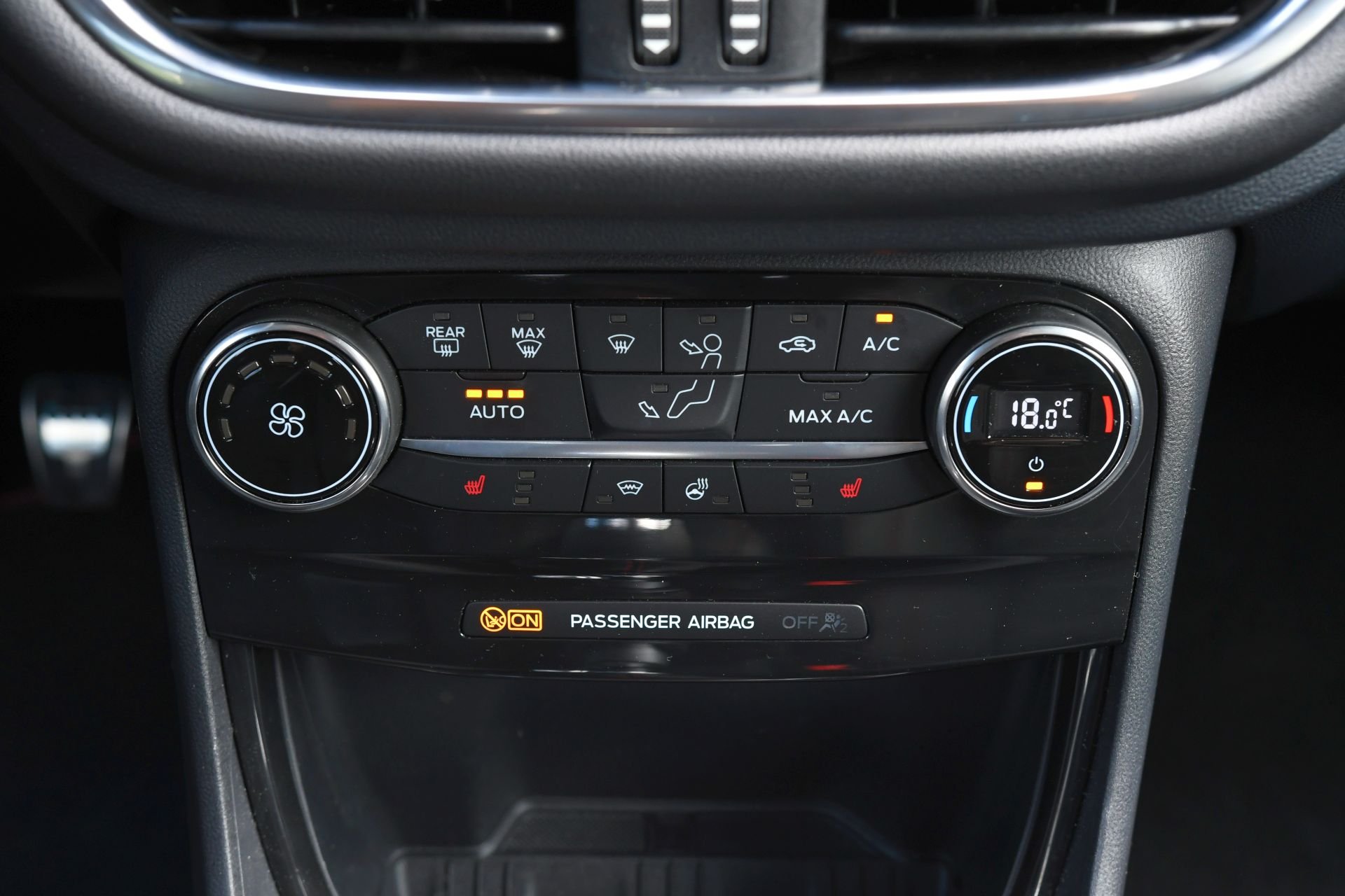 Ford Puma II panel klimatyzacji