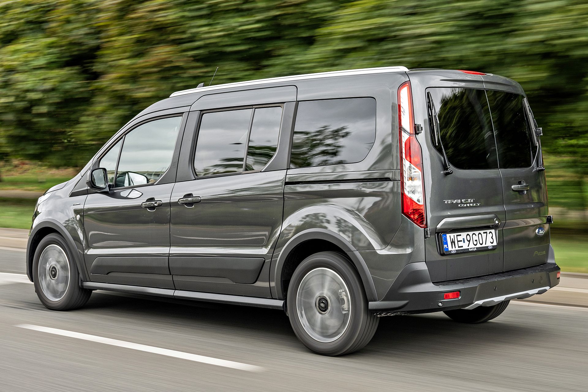 Ford Transit Connect - tył