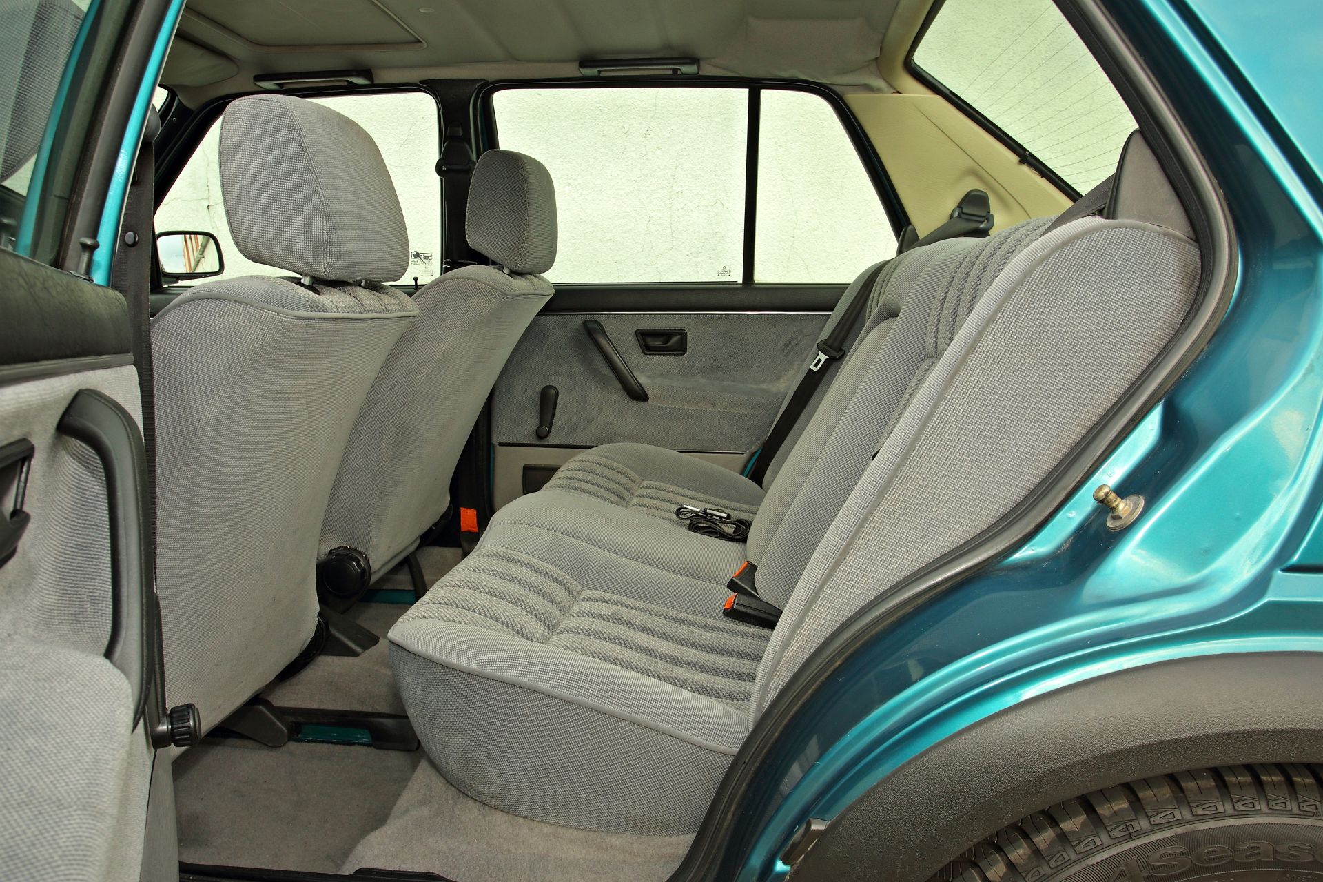 VW Jetta II - tylna kanapa