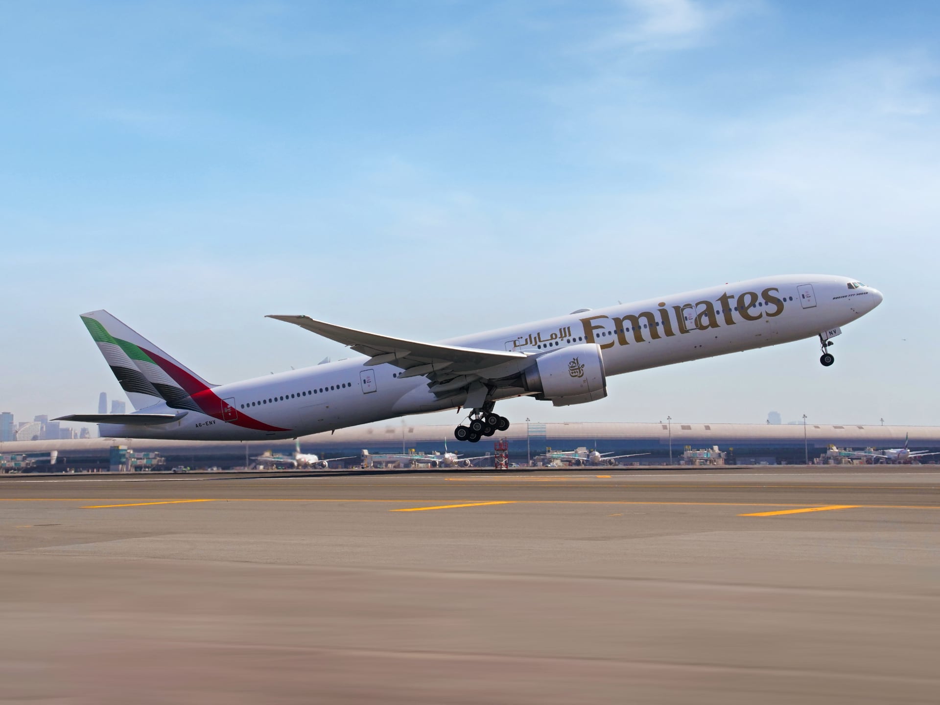 Emirates B777