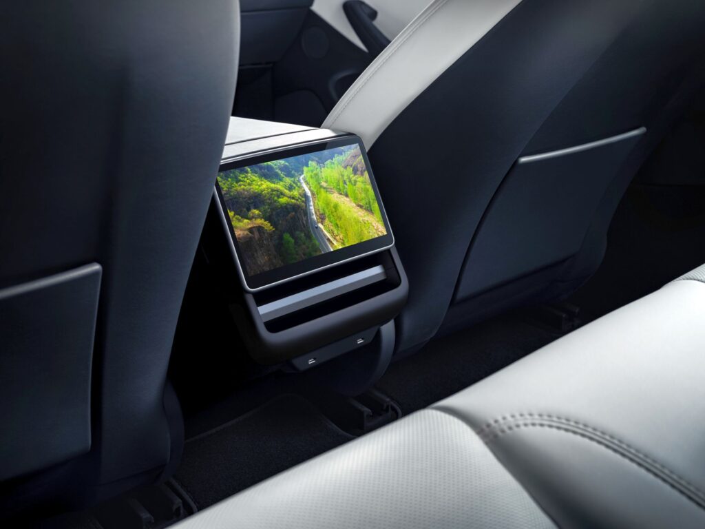 Tesla Model 3 ekran