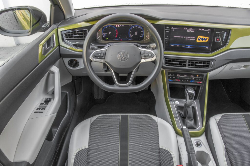 Volkswagen Taigo kokpit