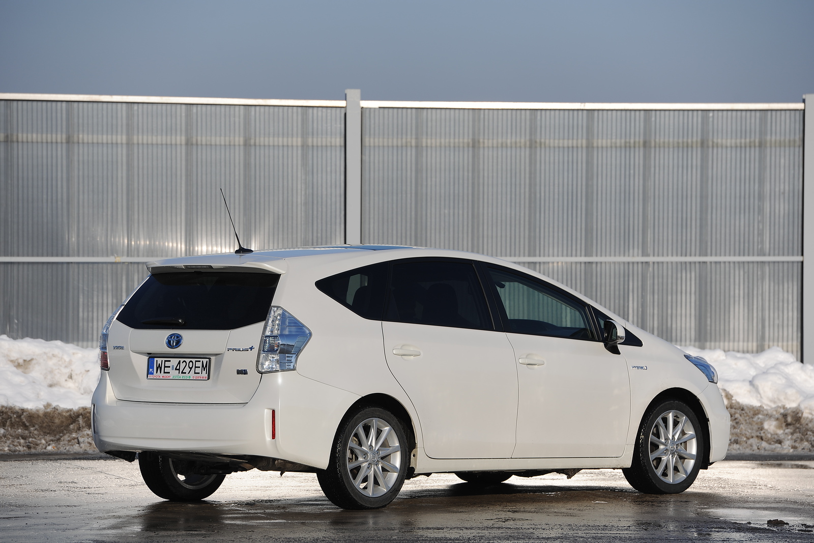Toyota Prius+ (LED*) 2011–2021 - żarówki tył