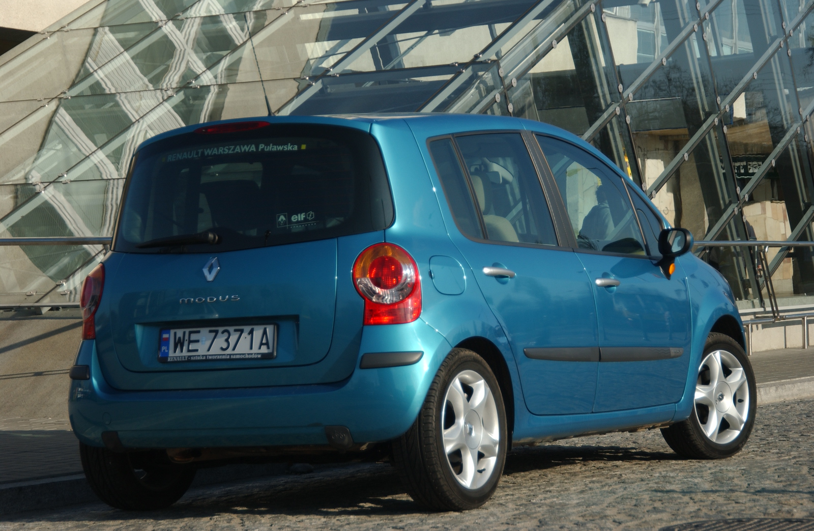 Renault Modus 2004–2008 - żarówki tył