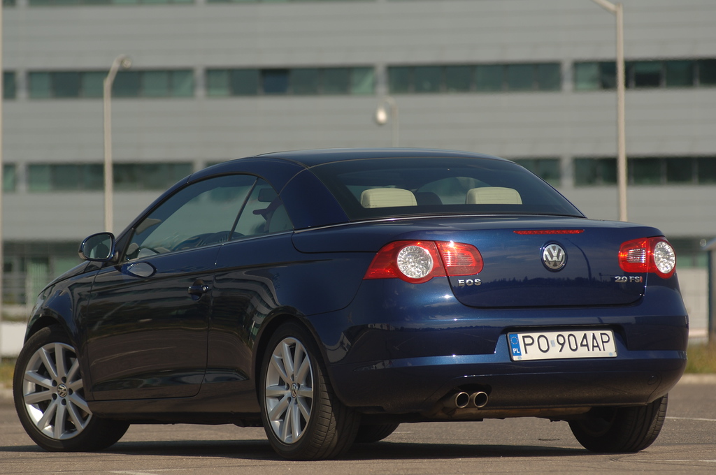Volkswagen Eos (ksenon) 2006–2010 - żarówki tył