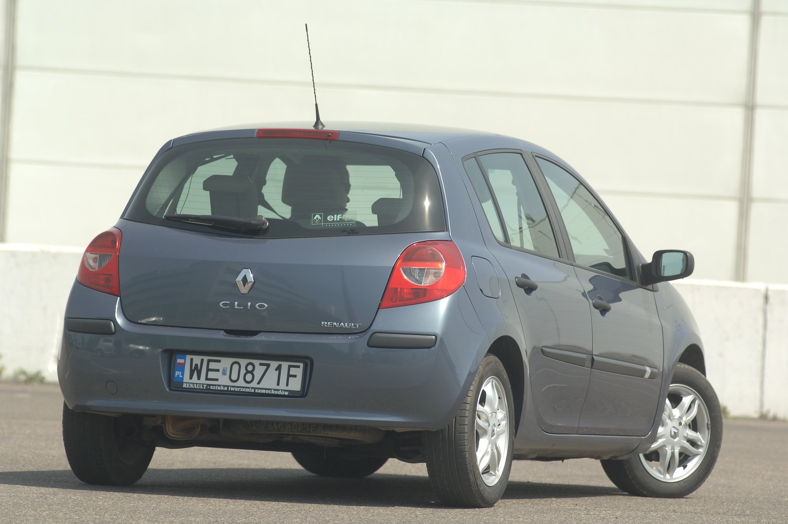 Renault Clio III (ksenon) 2006–2012 - żarówki tył
