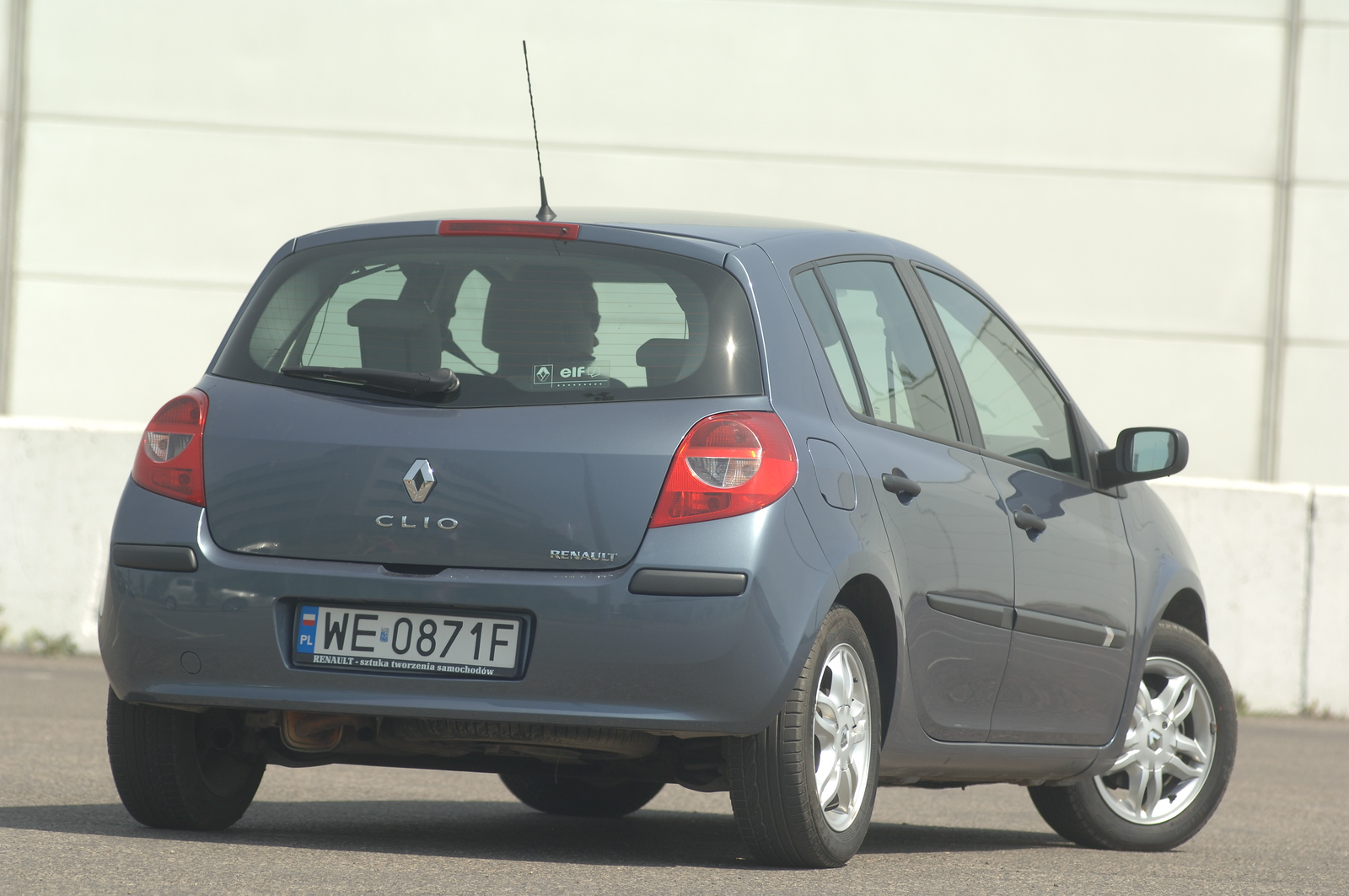 Renault Clio III 2006–2012 - żarówki tył
