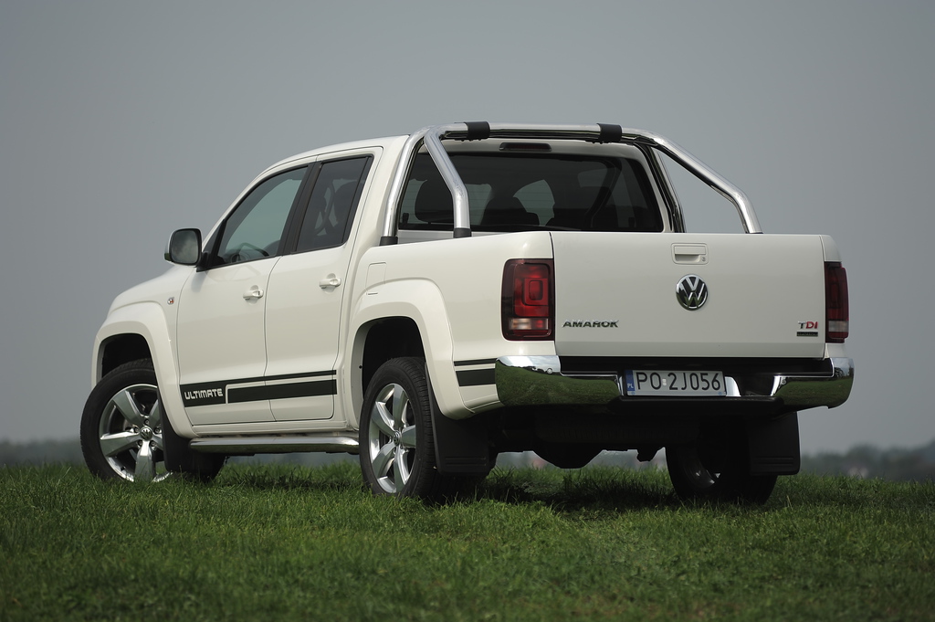 Volkswagen Amarok I 2010–2020 - żarówki tył