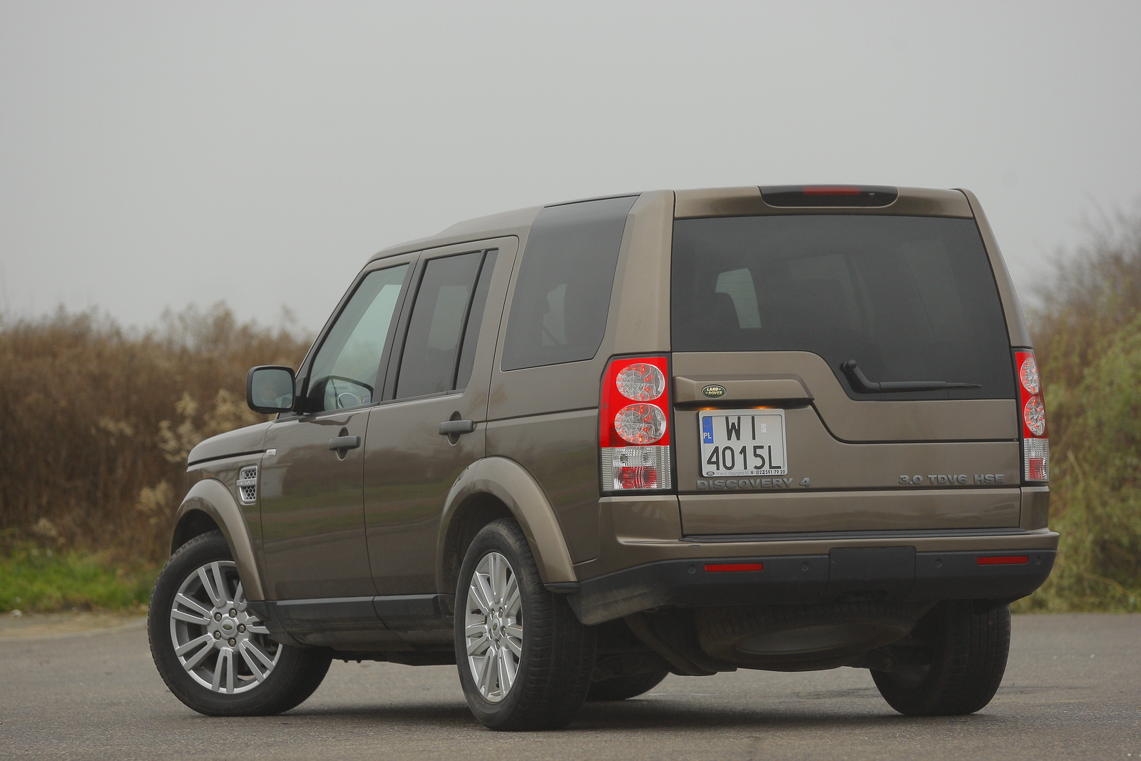 Land Rover Discovery IV 2009–2017 - żarówki tył