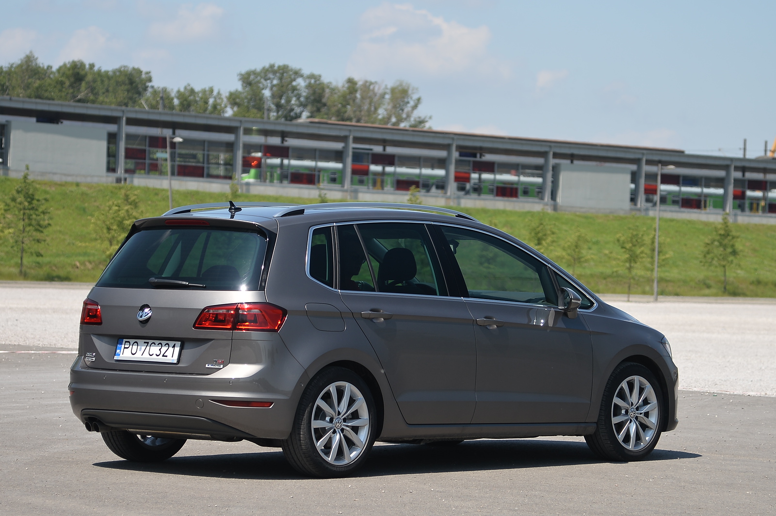 Volkswagen Golf Sportsvan 2014–2020 - żarówki tył