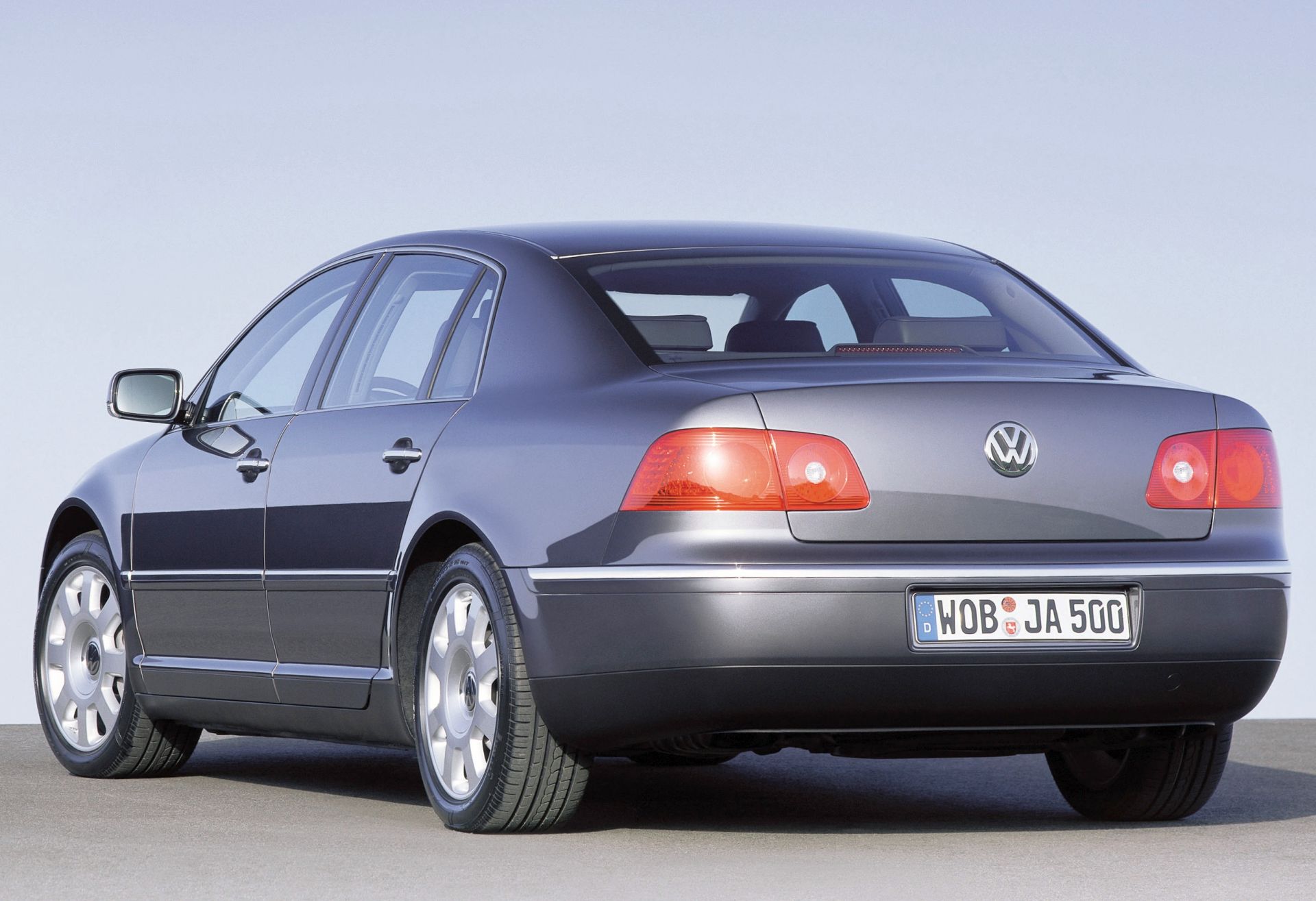 Volkswagen Phaeton 2001–2016 - żarówki tył