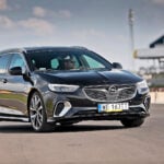 Opel-Insignia-Sports-Tourer-15-Diesel-gen-B-pojemnosc-zbiornika-AdBlue