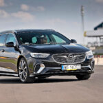 Opel-Insignia-Sports-Tourer-16-Diesel-gen-B-pojemnosc-zbiornika-AdBlue