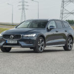 VOLVO V60 II Cross Country B4 20d 211KM 8AT Geartronic AWD WN4154S 06-2023